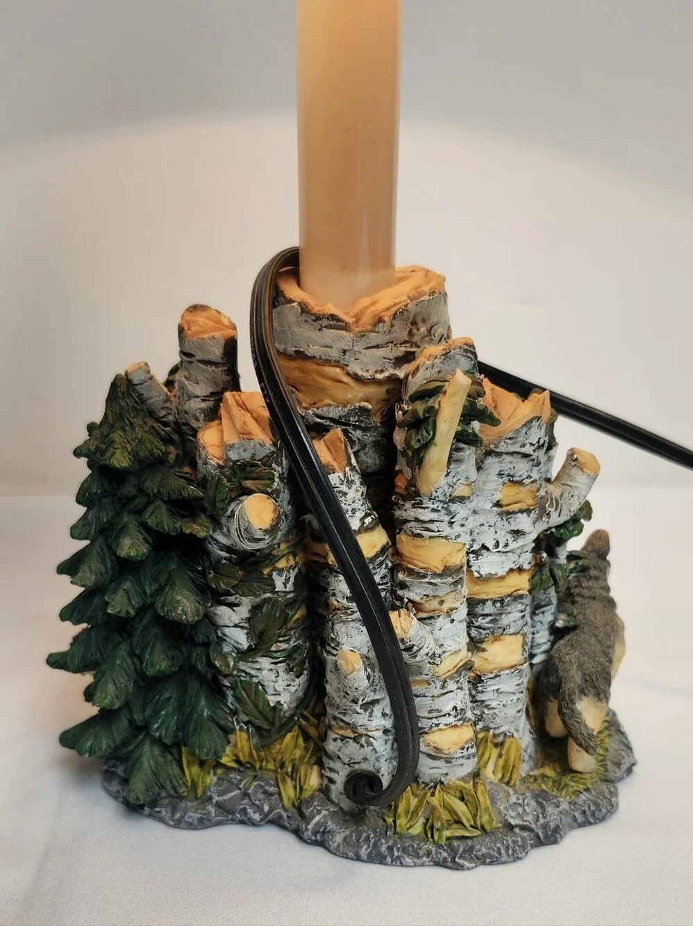 Rustic Wolf Family Table Lamp - Beige Shade